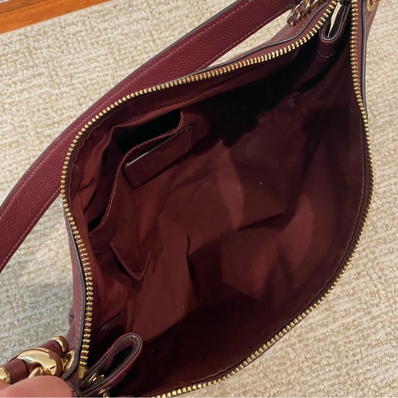 Coach Mia shoulder bag Dark Berry pebbled Leather with Gold hardware - Picture 6 of 9